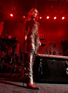 Goddess Freya - dominatrix in Copenhagen Photo 5 of 6
