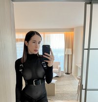 Goddess Genevieve - dominatrix in İstanbul