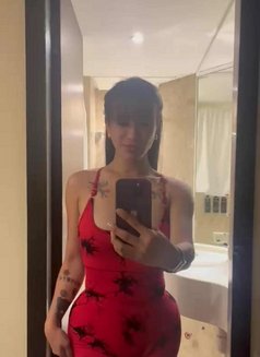 Goddess izzy - Acompañantes transexual in Hong Kong Photo 24 of 24