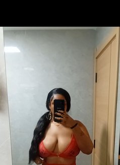 Goddess Lilith - escort in Nairobi Photo 1 of 6