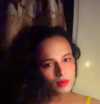 Goddess Maya - Transsexual dominatrix in Indore
