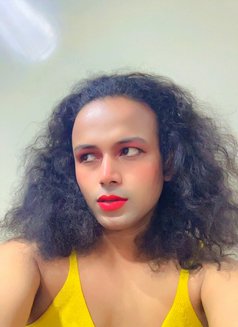 Goddess Maya - Dominadora transexual in Indore Photo 5 of 15