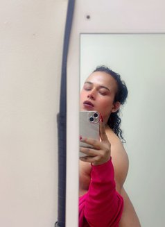 Goddess Maya - Transsexual dominatrix in Bangalore Photo 11 of 17