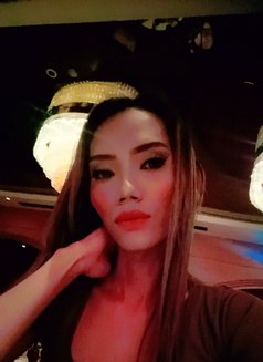Goddess Miya - Transsexual escort in Hong Kong Photo 21 of 25
