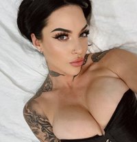 Goddess Nikita - dominatrix in Porto