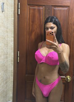 GODDESS OF MEN - Available in Colombo - Transsexual escort in Colombo Photo 29 of 30