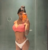 GODDESS OF MEN - XXL Thick Tool - Transsexual escort in Colombo