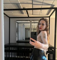 Goddess Sarah - dominatrix in Prague (Praha)