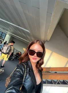 GoddessIrina top and bottom - Transsexual escort in Taipei Photo 28 of 30