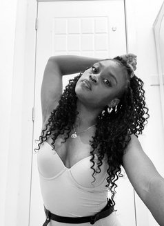 Goddessjen012 - puta in Dubai Photo 8 of 8