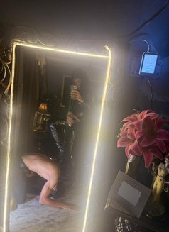 goddesspinaki - Transsexual escort in New Delhi Photo 17 of 17