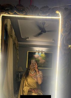 goddesspinaki - Transsexual escort in New Delhi Photo 19 of 20