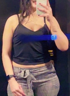 Gogo - escort in Dubai Photo 8 of 9
