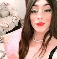 Gogo - Transsexual escort agency in Cairo