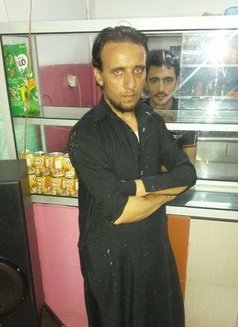 Gohar Khan - Male escort in Islamabad Photo 6 of 7