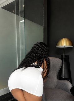 Gold Baby - masseuse in Ikeja Photo 3 of 3