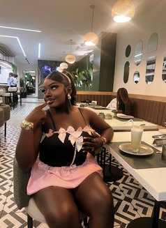 Gold Black - escort in Abidjan Photo 3 of 4