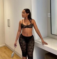 Gold - escort in Dubai