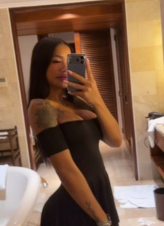 Golden Cherry - Transsexual escort in Bali Photo 3 of 30