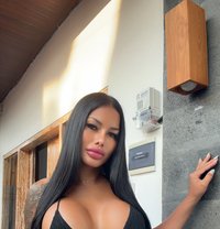 Golden Cherry - Acompañantes transexual in Bali