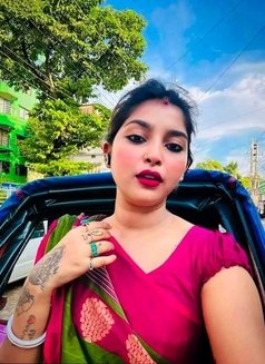 No Advance In & Out Call - Agencia de putas in Kolkata Photo 1 of 6
