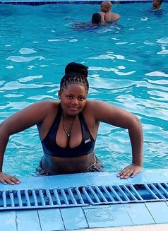 Golden - puta in Bangkok Photo 8 of 8