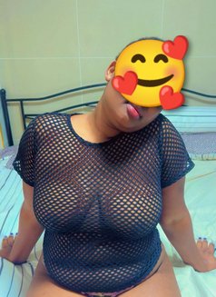 Golden - puta in Pattaya Photo 2 of 7