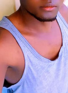 Golden Hands Ke - Male escort in Nairobi Photo 1 of 1