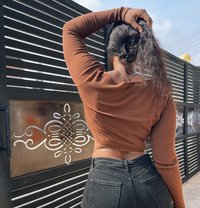 Golden - escort in Accra
