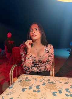 Goldy - Transsexual escort in Candolim, Goa Photo 4 of 9