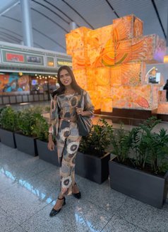 Goldy - Transsexual escort in Candolim, Goa Photo 9 of 9