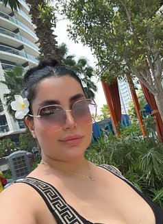 Golnaz - escort in Dubai Photo 9 of 10