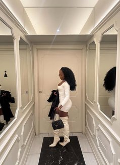 Gomz - escort in Entebbe Photo 5 of 5