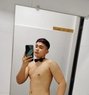 AVAiLABLE Jm - Male escort in Manila Photo 1 of 6