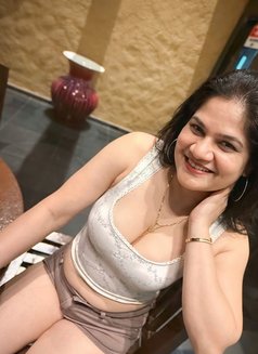 Hot MILF from Burma - escort in Pattaya Photo 2 of 3