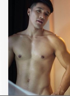 Good Man From Thailand - Male escort in Shanghai Photo 13 of 15