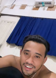 Good Massage Aldi - Acompañantes masculino in Bali Photo 3 of 7