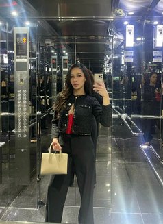 Good massage and hard dick tight ass - Transsexual escort in Al Juffair Photo 8 of 8