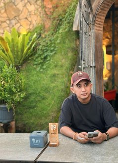 Good Massage Balines - Acompañantes masculino in Kuala Lumpur Photo 1 of 4