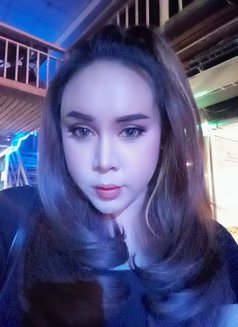 Good Massage Service With Full Options - Transsexual escort in Bangkok Photo 3 of 11