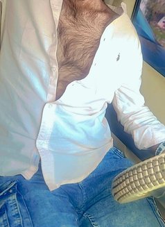 Good Massager - Male escort in Abu Dhabi Photo 2 of 6
