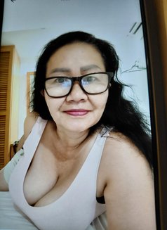 Good Mssg and Service - escort in Kuala Lumpur Photo 3 of 5