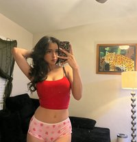 Good Service - escort in Al Manama