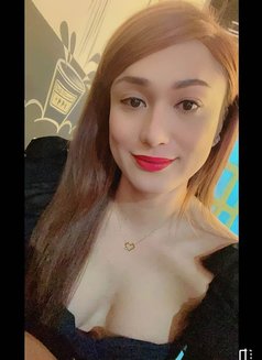 GOOD SERVICES - TS LELE - Transsexual escort in Al Sohar Photo 1 of 2