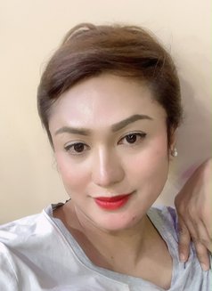 GOOD SERVICES - TS LELE - Transsexual escort in Al Sohar Photo 3 of 3