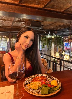 Good Top 🇧🇭 - Transsexual escort in Al Manama Photo 8 of 18