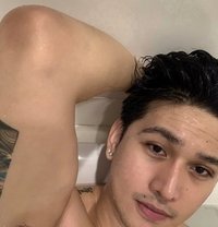 GOOODCATCHHHH - Male escort in Kuala Lumpur