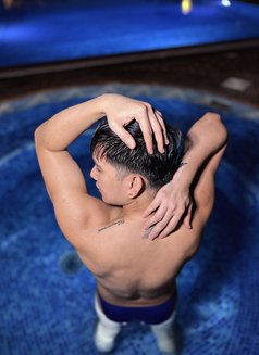 GOOODCATCHHHH - Acompañantes masculino in Dubai Photo 3 of 27