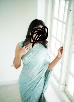Gopika mallu girl Vip - escort in Kochi Photo 3 of 4