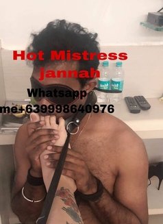 Hot Sexy Asian goddess leaving soon - escort in Bangalore Photo 9 of 25